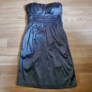 Strapless dress with pockets